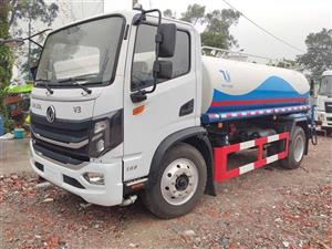 Xe Phun Nước Rửa Đường Dongfeng 7 Khối